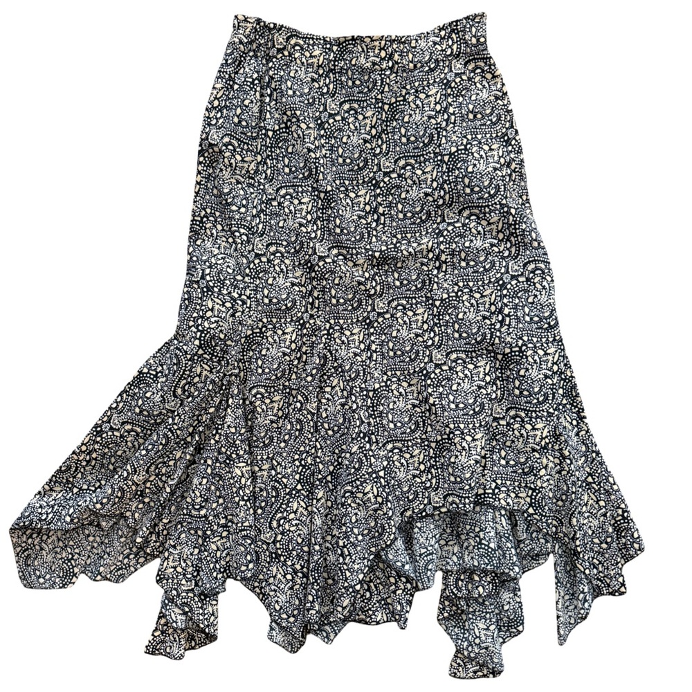 a.n.a. Paisley Handkerchief Hem Skirt – Size 10‎
